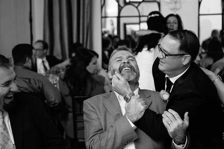 candid alden castle wedding photography