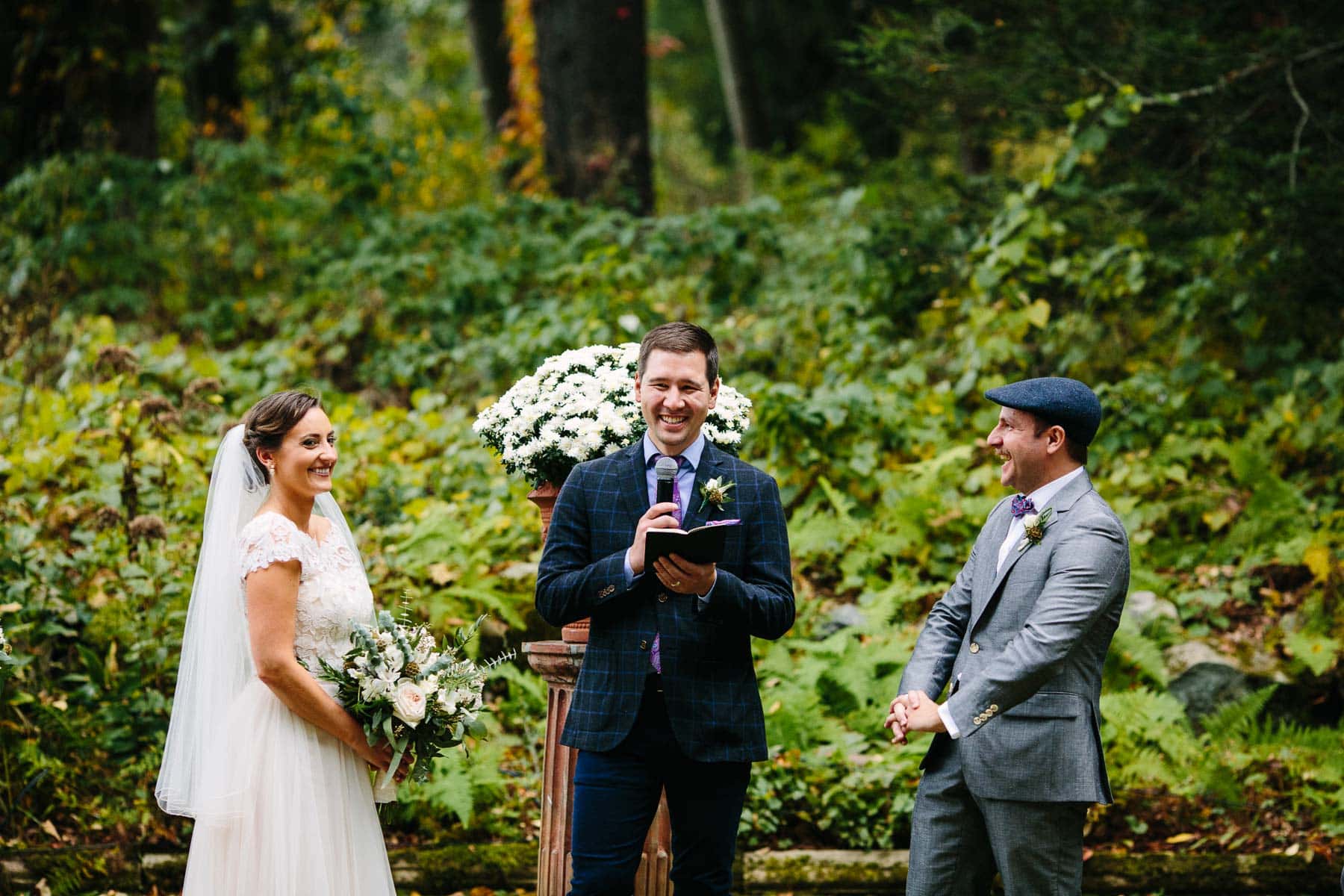 Fall Codman Estate wedding of Kiersten and Ben in Lincoln, MA | Kelly Benvenuto Photography | Boston Wedding Photographer