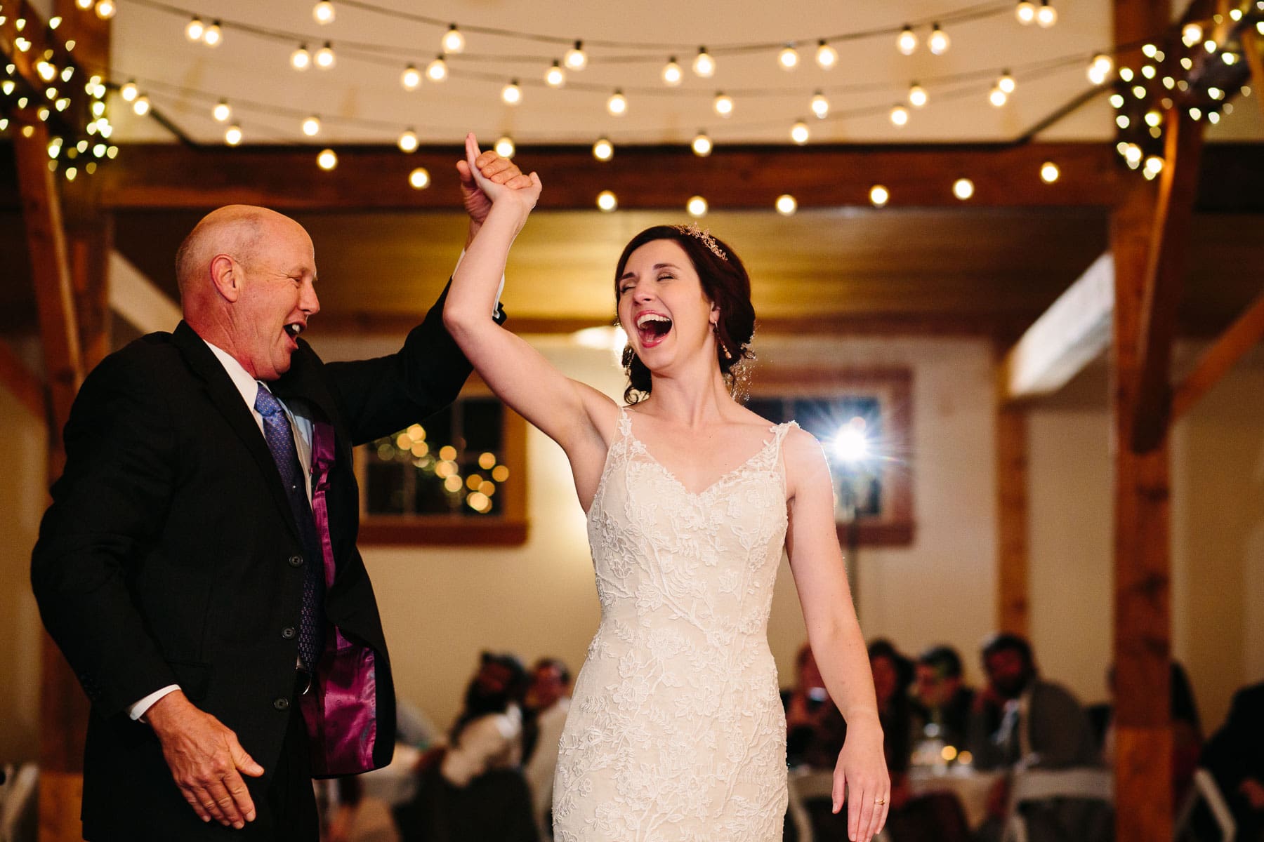 Peirce Farm at Witch Hill wedding of Niki and Bryan | Boston Wedding Photographer | Kelly Benvenuto Photography