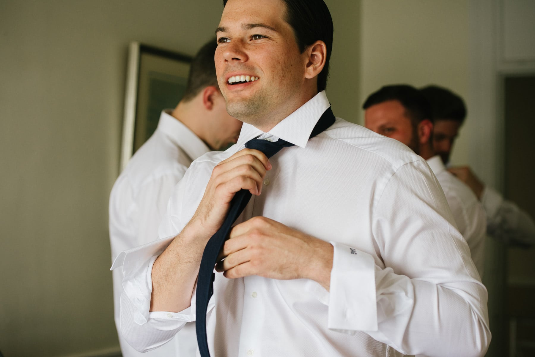 Corinthian Yacht Club wedding of Danielle and Dave, Marblehead, MA | Kelly Benvenuto Photography | Boston Wedding Photographer