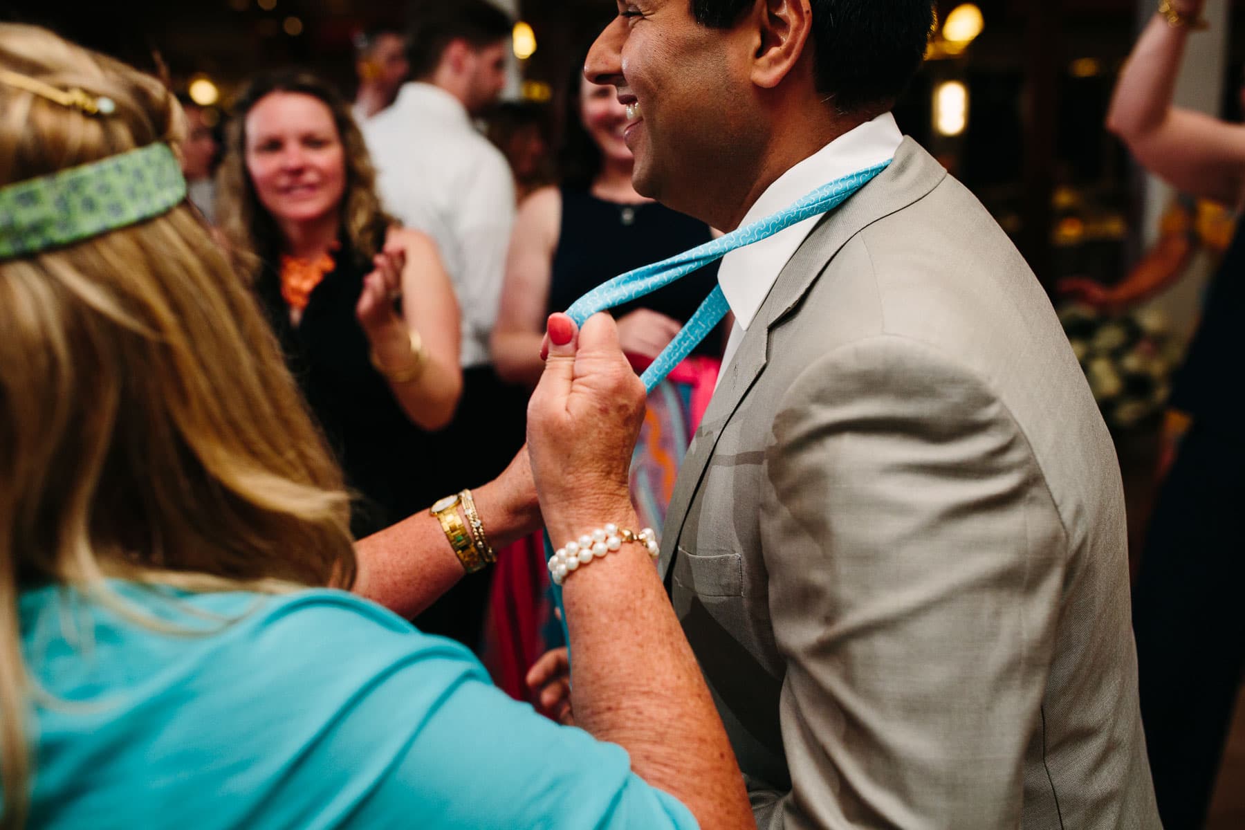 Corinthian Yacht Club wedding of Danielle and Dave, Marblehead, MA | Kelly Benvenuto Photography | Boston Wedding Photographer