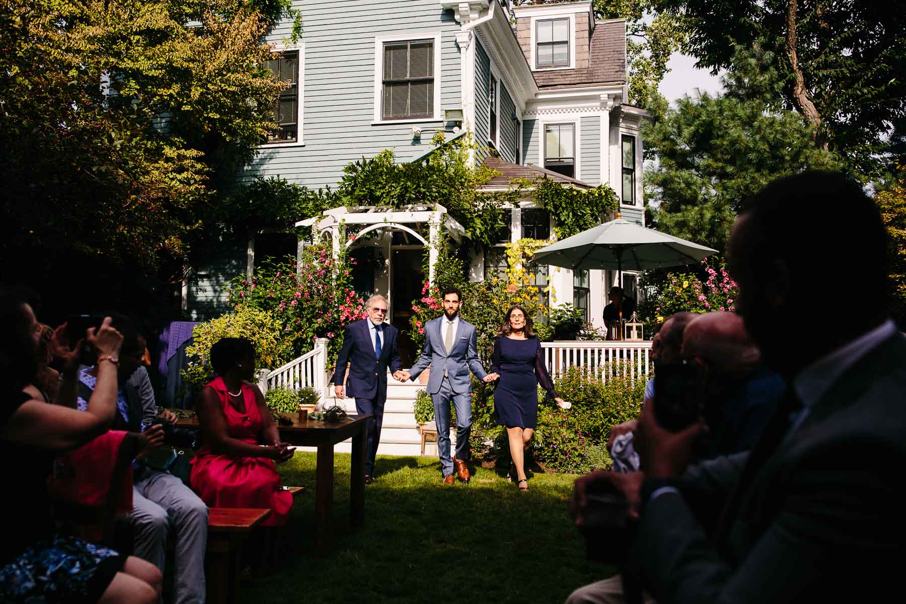 backyard wedding ceremony in Cambridge, MA | Kelly Benvenuto Photography