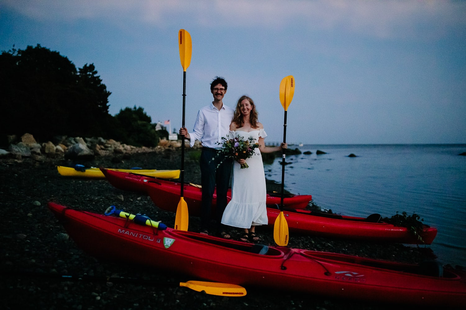 kayak wedding portrait